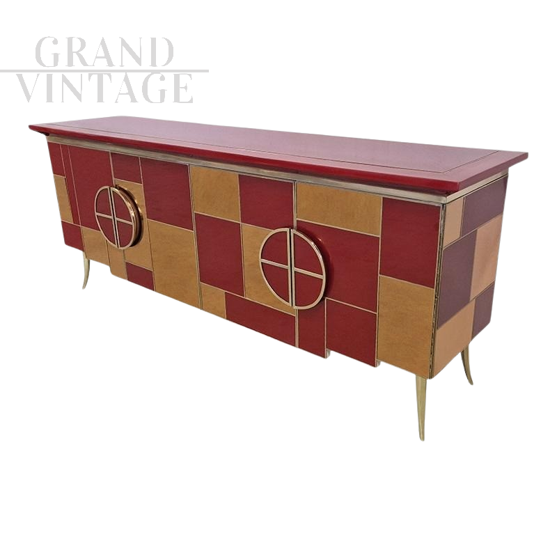 Credenza design a 4 ante in vetro rosso bordeaux e specchio                            