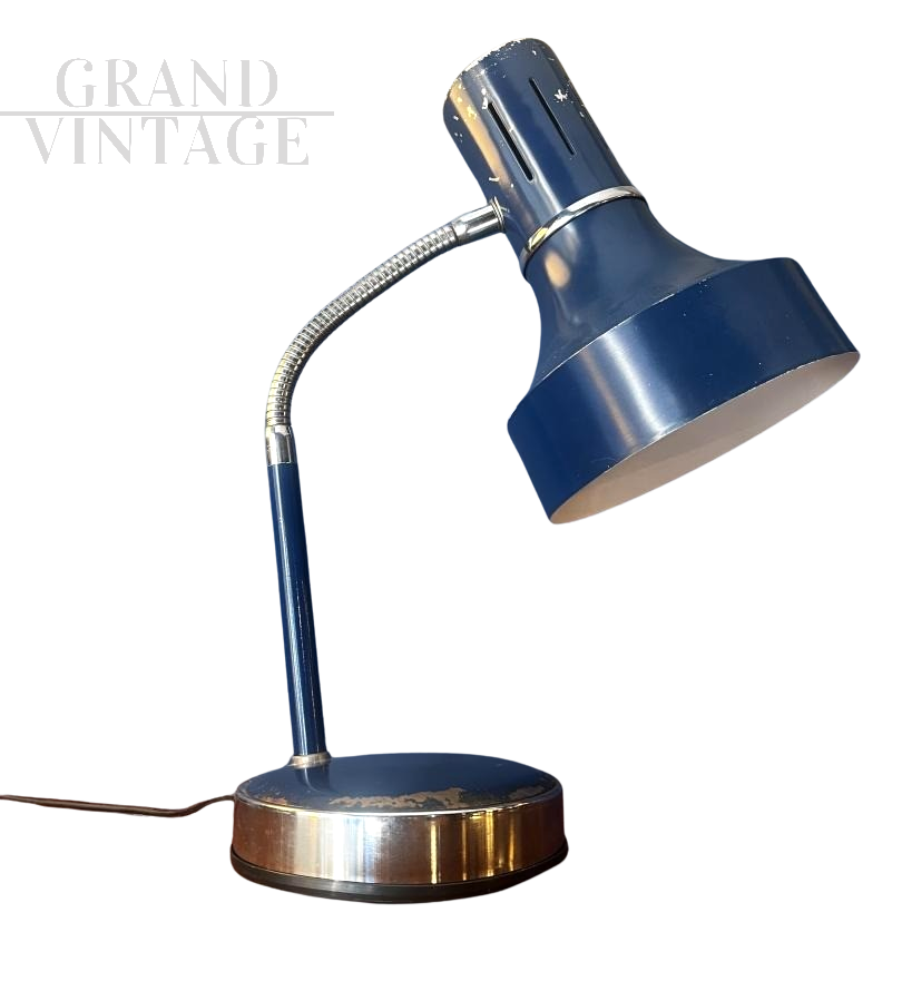 Lampada da scrivania anni '70 in metallo laccato blu                            