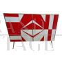 Credenza con geometrie in vetro bianco e rosso