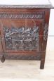 Credenza liberty in faggio finemente intagliato