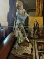 Coppia di statue in porcellana dell'800 con personaggi