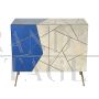 Credenza design rivestita in vetro blu e color pergamena