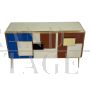 Credenza a tre ante in vetro multicolore stile vintage