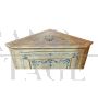 Credenza ad angolo laccata in stile tirolese