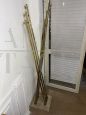Appendiabiti Romeo Rega in ottone con base in marmo travertino