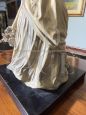 Scultura di dama anni '40 in terracotta patinata firmata Tomuti