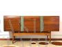 Credenza sideboard vintage con piano in vetro verde salvia