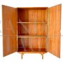 Stipo armadietto vintage in teak in stile scandinavo, Italia 1960                            