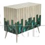 Piccola credenza in vetro verde malachite e pergamena naturale