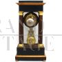 Orologio a pendolo antico Carlo X in palissandro intarsiato, 1800