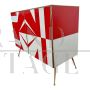 Credenza con geometrie in vetro bianco e rosso