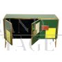 Credenza a tre ante in ottone e vetro verde e colorato