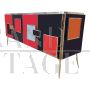 Credenza retroilluminata a quattro ante in vetro rosso e nero