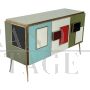 Credenza in vetro multicolore in stile vintage