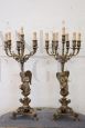 Coppia di grandi candelabri antichi elettrificati in bronzo a 7 luci, XIX secolo