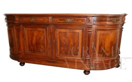 Credenza antica a quattro ante in noce con forma arrotondata, XIX secolo                            