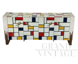 Credenza in vetro stile Mondrian con maniglie a forma di pesce                            