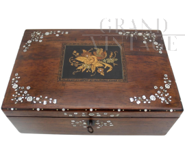 Antique Napoleon III jewelery box with mother-of-pearl inlays