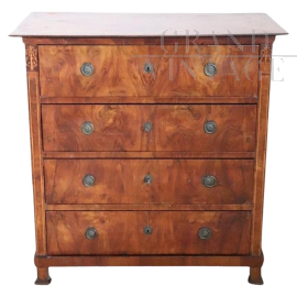 Antique 19th century chest of drawers in walnut feather with small inlays