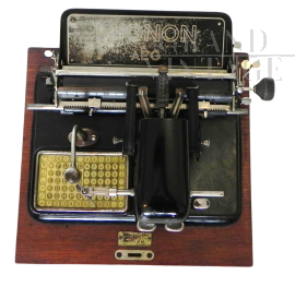 AEG Mignon 2 pointer typewriter, 19