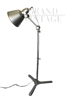 Industrial style floor lamp with directional arm