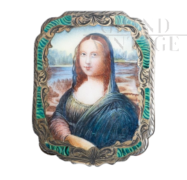 Silver powder box with lid painted with the Mona Lisa