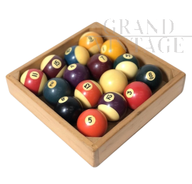 Complete set of vintage 1960s billiard balls
