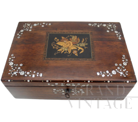 Antique Napoleon III jewelery box with mother-of-pearl inlays