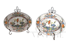Pair of antique 18th century trays in Ferniani Faenza ceramic