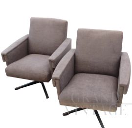 Revolving armchairs