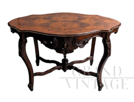 Antique carved biscuit table in walnut from the early 19th century     