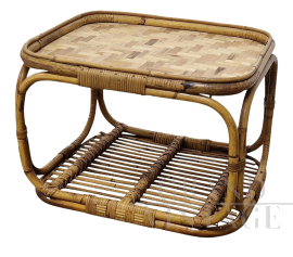 Low coffee table in woven bamboo and rattan 