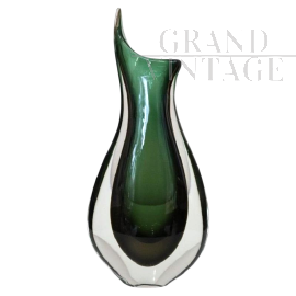Vaso in vetro di Murano sommerso verde, Flavio Poli per Seguso, anni '60                            