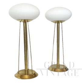 Coppia di lampade da tavolo vintage in ottone, modernariato anni '70                            