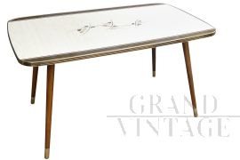 Tavolo da soggiorno anni '60 in formica decorata