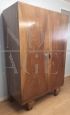 Italian 1920s wardrobe in walnut with internal chest of drawers