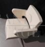 Vintage design desk chair in white leather, Italy 1990s