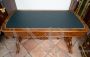 Antique Victorian desk in walnut briar with chiselled leather top