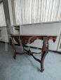 Antique carved biscuit table in walnut from the early 19th century