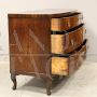 Louis XV chest of drawers in walnut, 18th century Italy