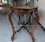 Antique carved biscuit table in walnut from the early 19th century