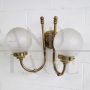 Vintage 1950s wall light in brass with glass spheres