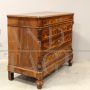 Antique Louis Philippe chest of drawers in walnut briar, 19th century Italy