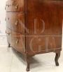 Louis XV chest of drawers in walnut, 18th century Italy