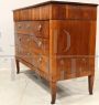 Antique chest of drawers from the Directoire period in walnut, 18th century Italy