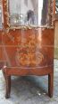 Antique Napoleon III crystal display cabinet, wavy and inlaid