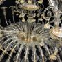 Sumptuous large chandelier in transparent, white and gold Murano glass