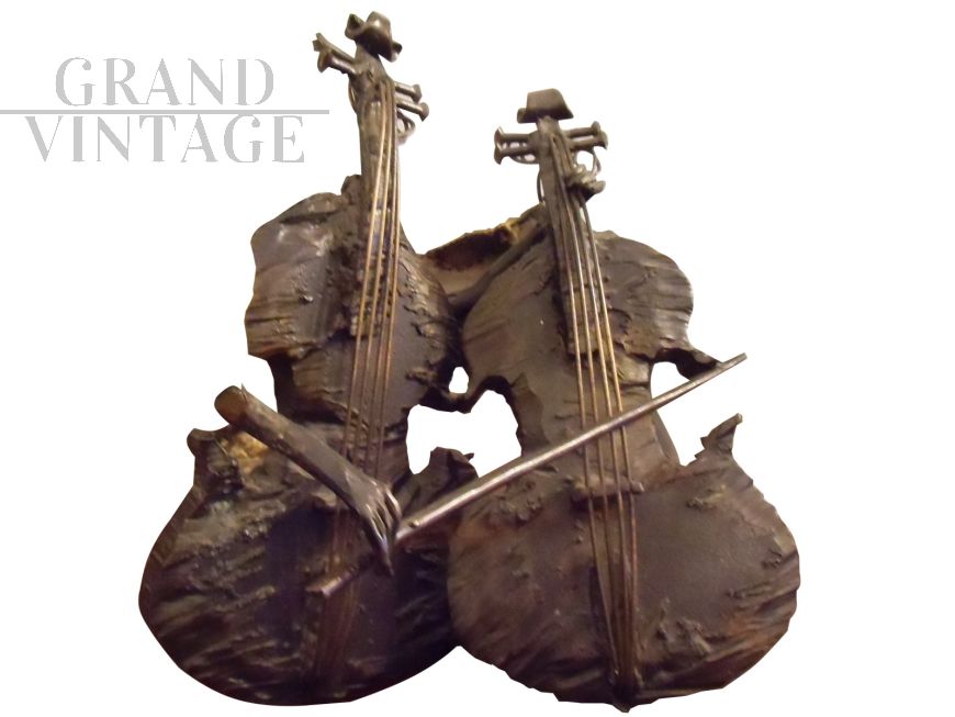 Scultura con coppia di violoncelli stile Délabrée