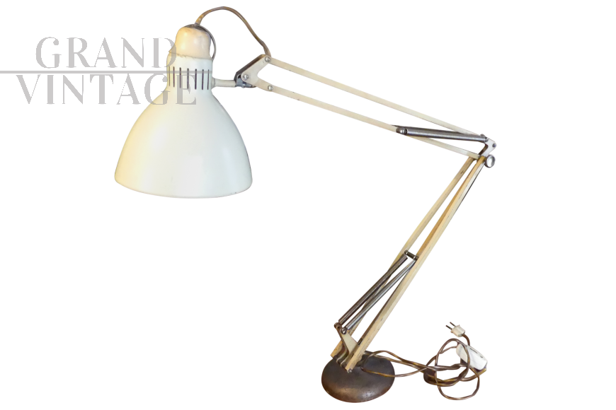 Lampada da scrivania in ottone