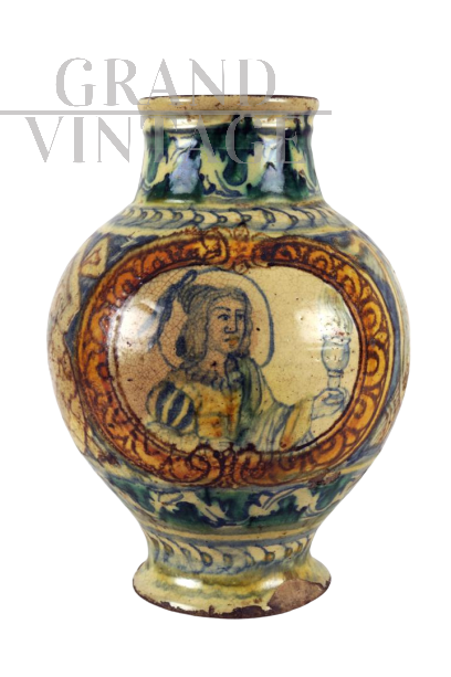 VASO IN MAIOLICA DEL XVI SECOLO